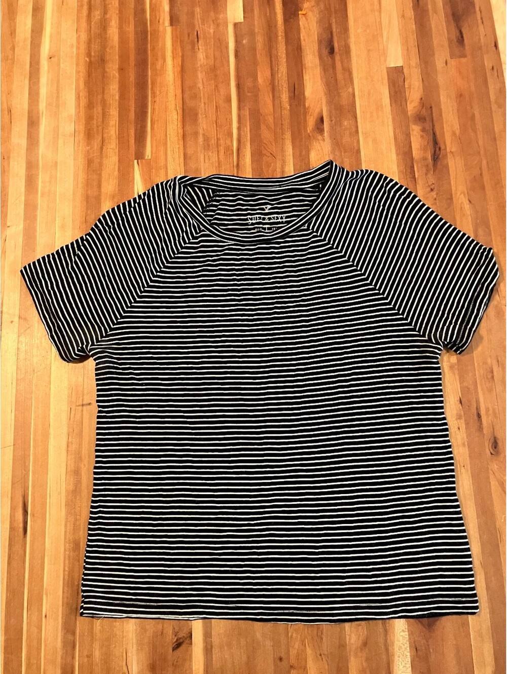 American Eagle Soft & Sexy Womens XS Black White Striped Tee Raglan Sleeve